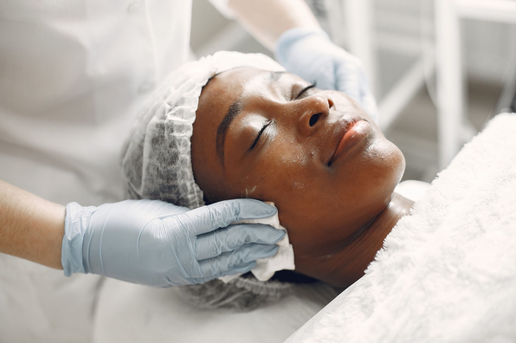 Aqua Facial